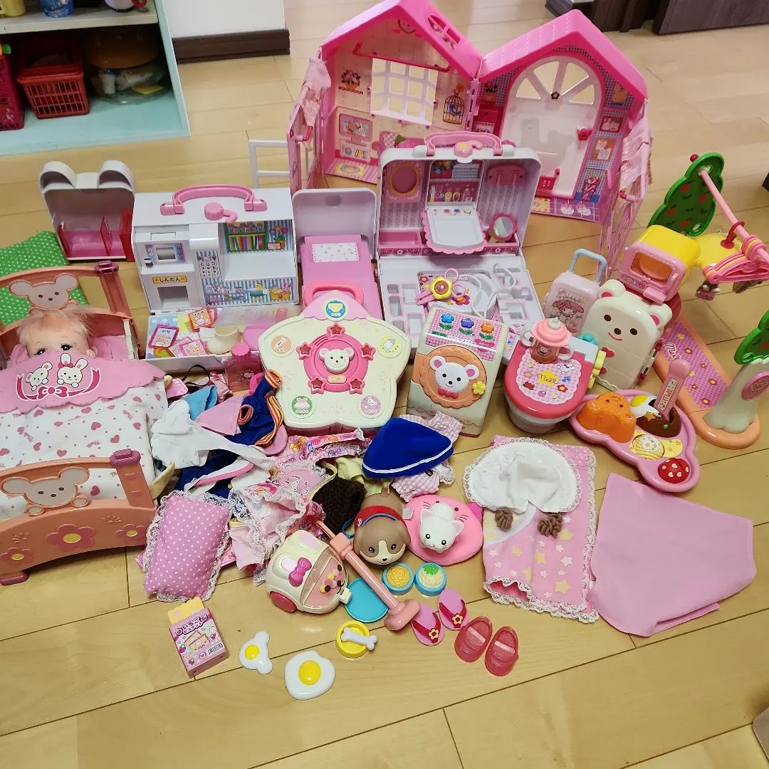 Thumbnail of Mer-chan Role-Playing Set