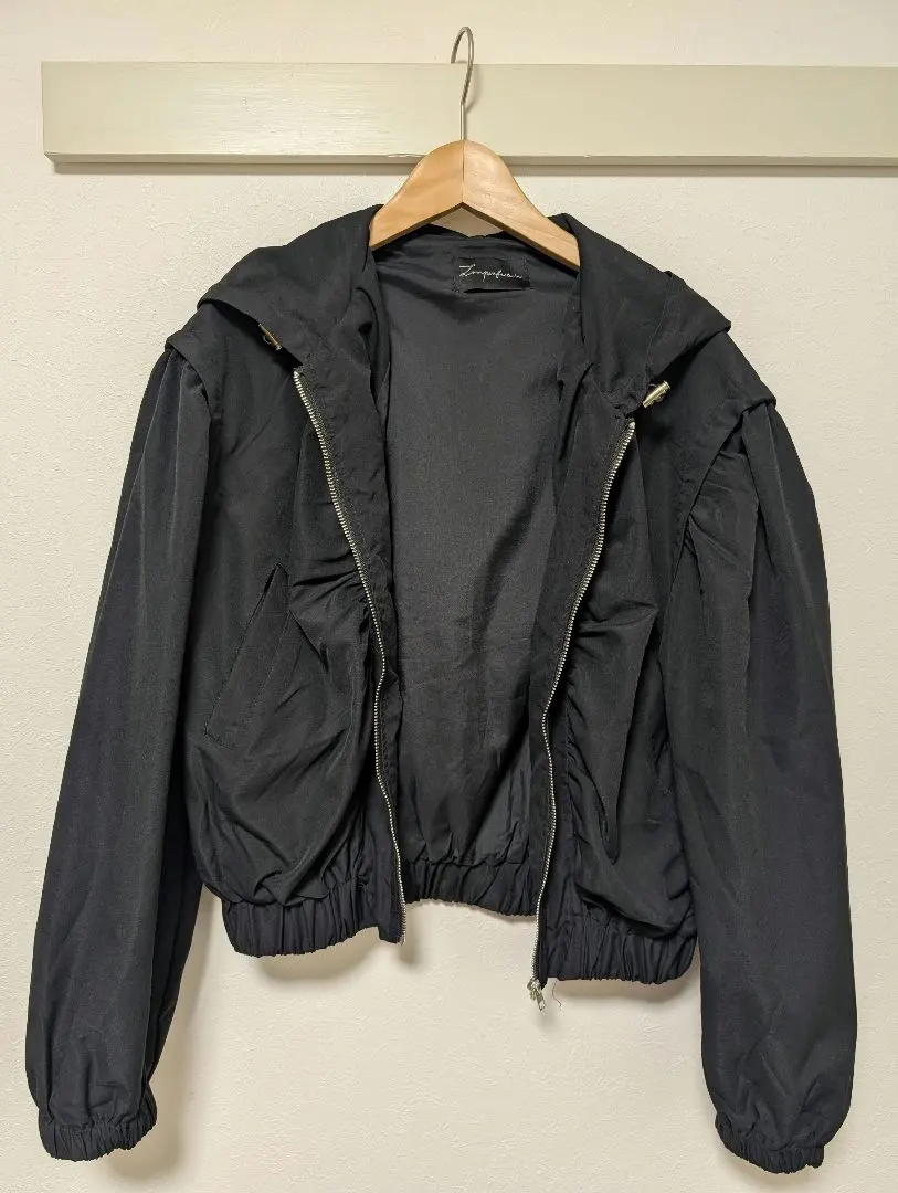 Thumbnail of Korean Fashion Black Short Blouson Cropped Length Spring/Autumn