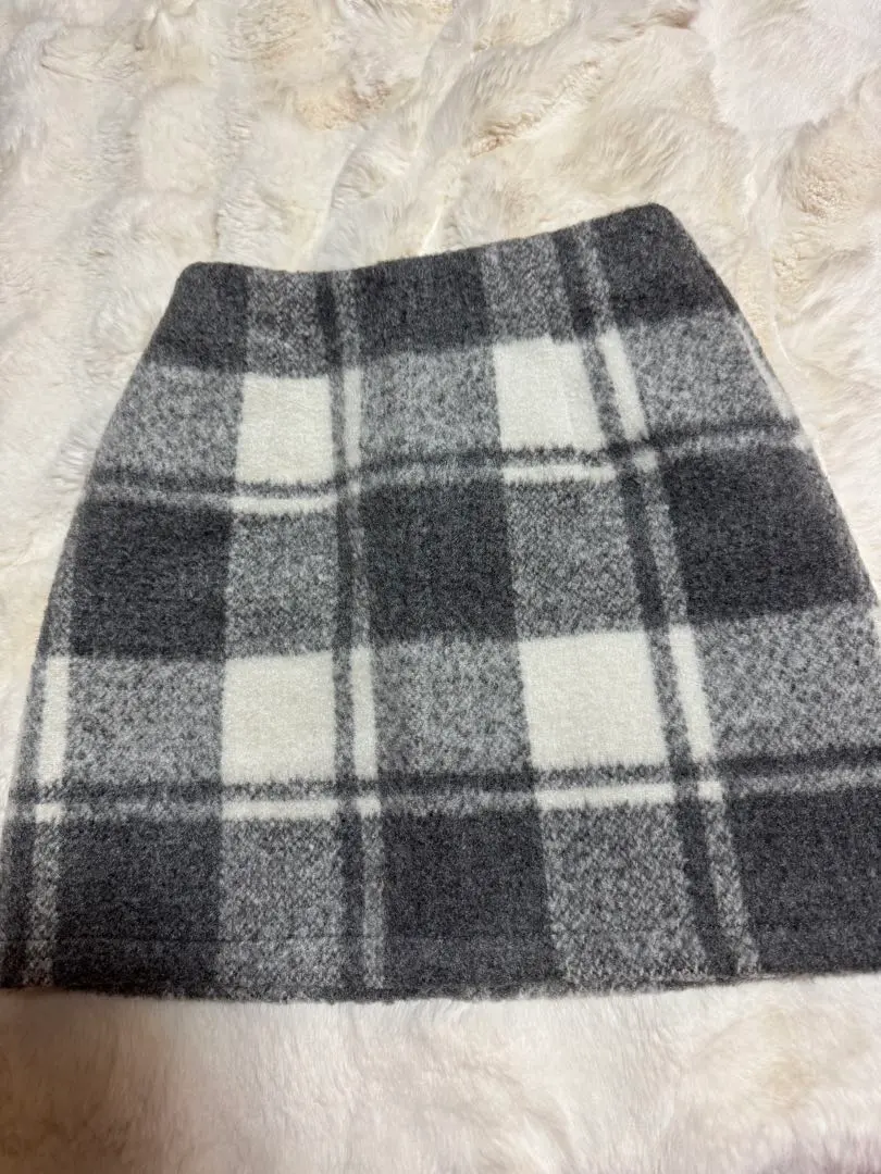 Thumbnail of Gray and white checkered mini skirt