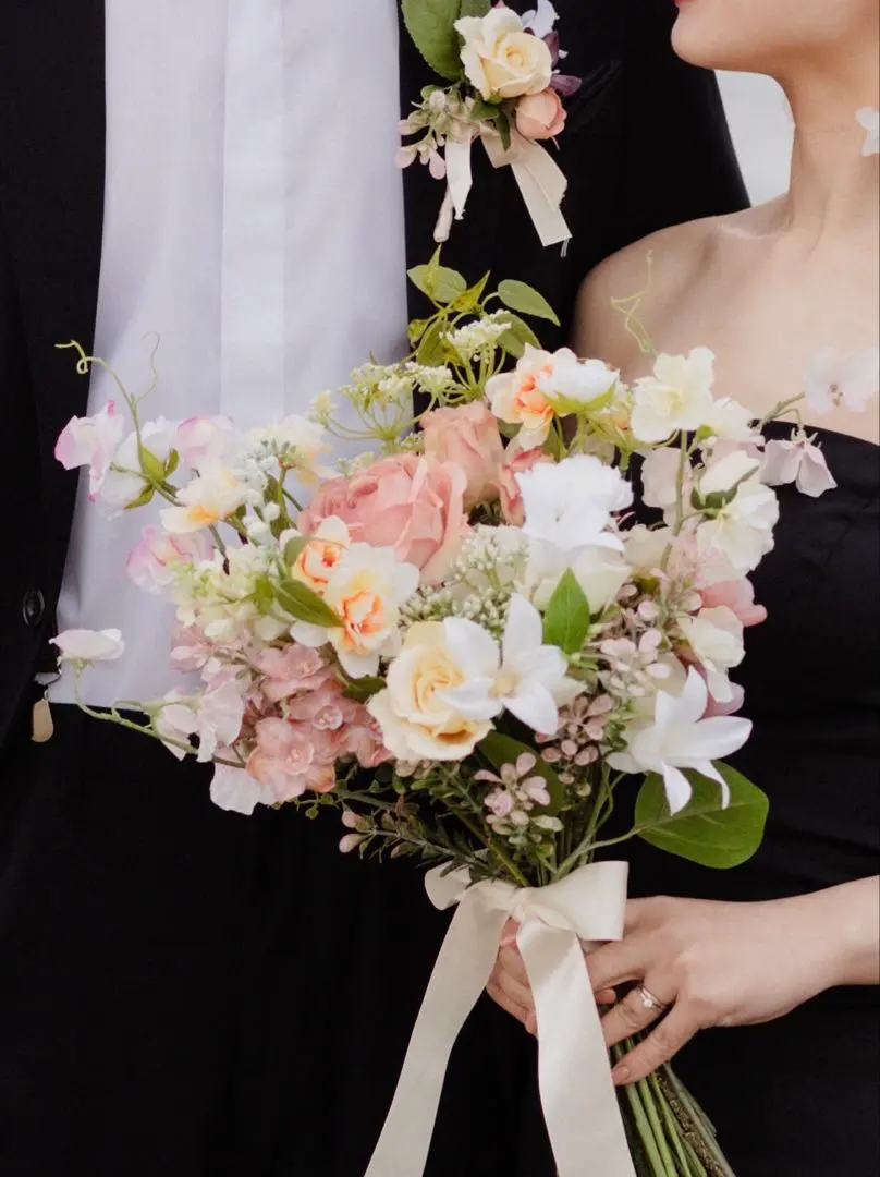 Thumbnail of Artificial flower bouquet