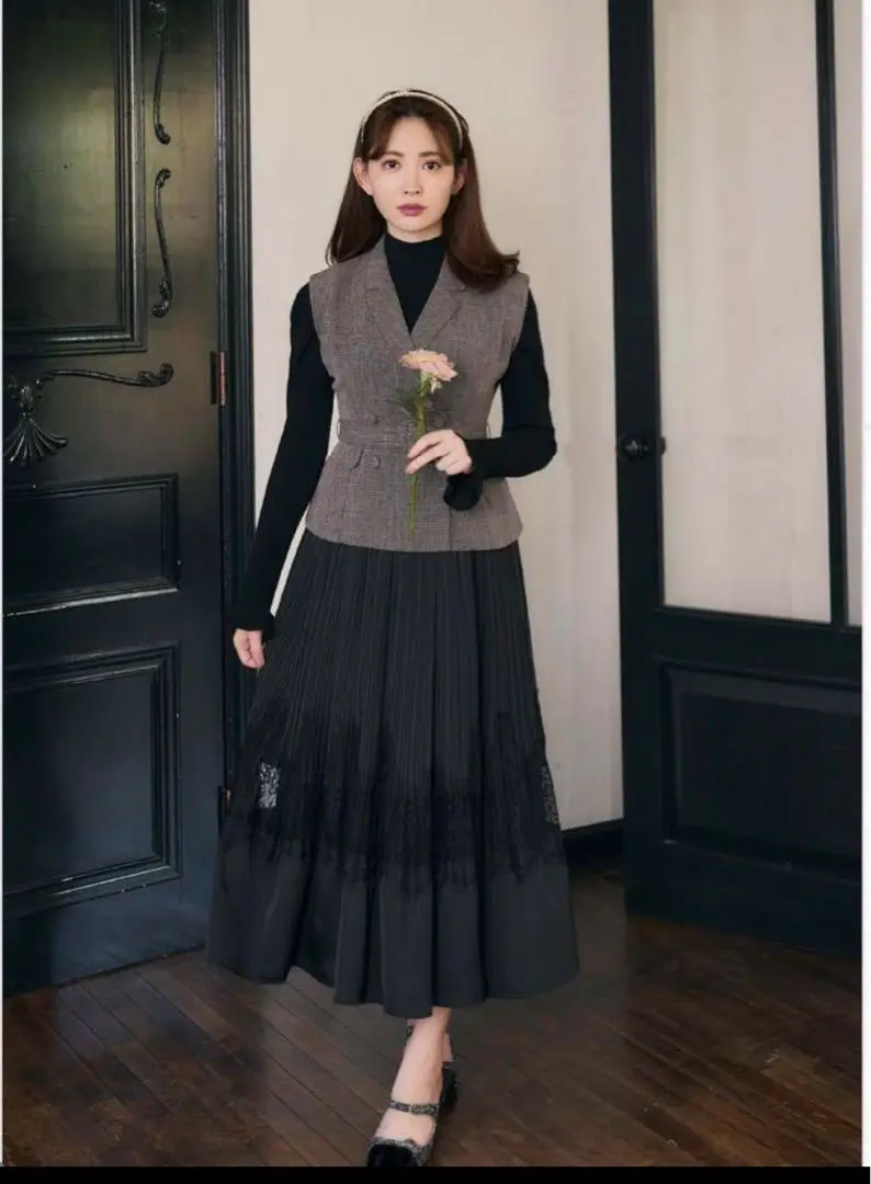 2025年最新】meurice pleated lace dressの人気アイテム - メルカリ
