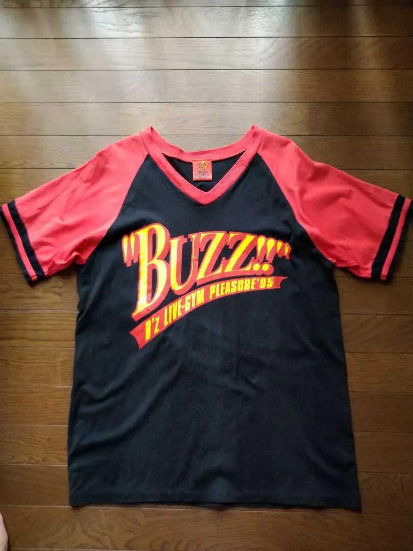い*は様 未使用　B'z Tシャツ　LIVE-GYM pleasure95 BU Amazon.co.jp: B'z LIVE-GYM Pleasure'95 BUZZ 半袖シャツ STARS