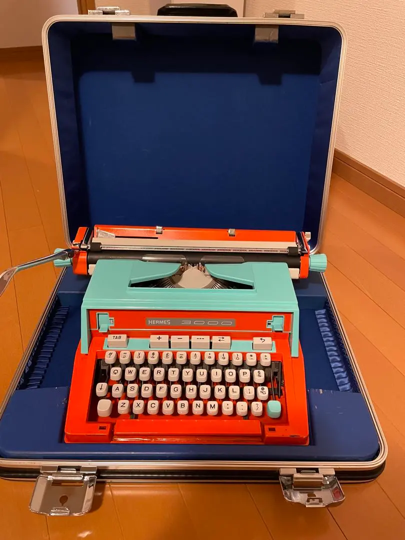 タイプライター（HERMES社製）実動品 Yahoo!オークション -「タイプライター hermes」(アンティーク