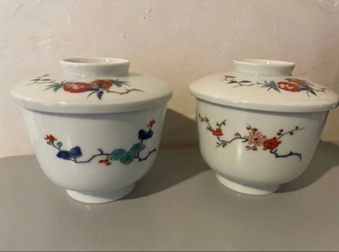 Thumbnail of 13th Generation Kakiemon, Chawanmushi (Steamed Egg Custard) Bowl, Nishiki Kaji-mon (Brocatelle Flower and Fruit Design)