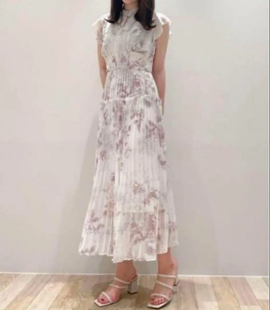 snidel 褶皺印花連衣裙 的縮圖