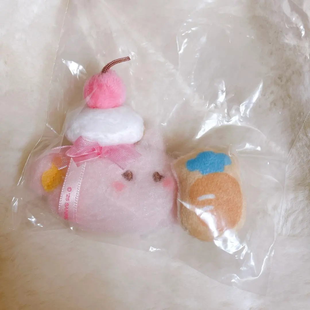 Thumbnail of New♡ Kogimyun Sweets Party Design Secret Mascot - Usagi-san (Rabbit)