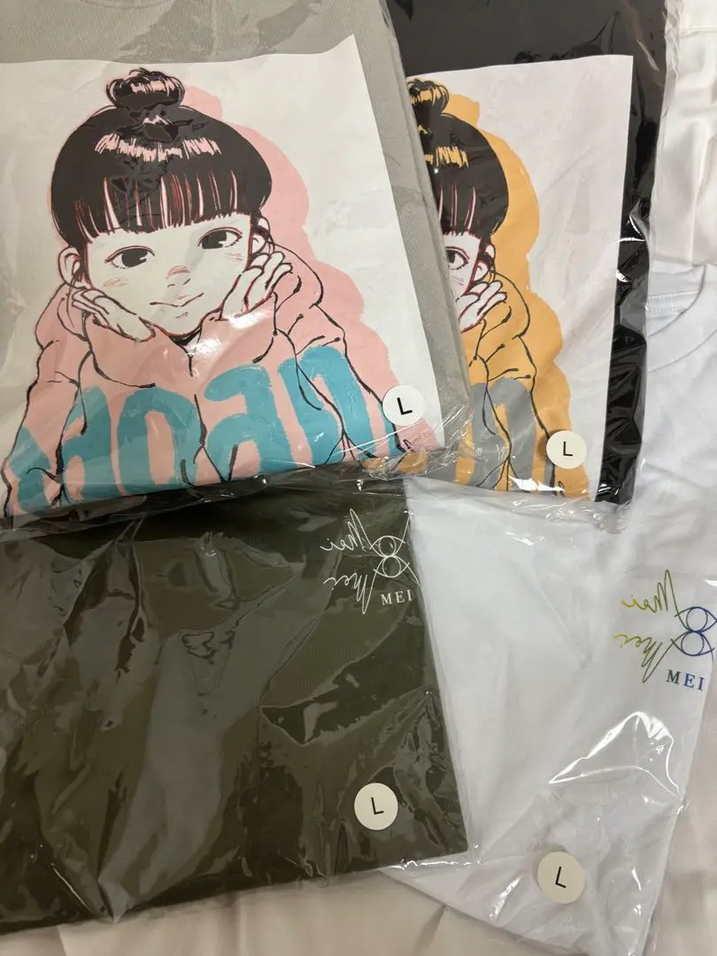 【最終値下げ】永野芽郁 スウェット(黒＆グレー)Tシャツ（白＆カーキ） 2025年最新】永野芽郁スウェットの人気アイテム - メルカリ