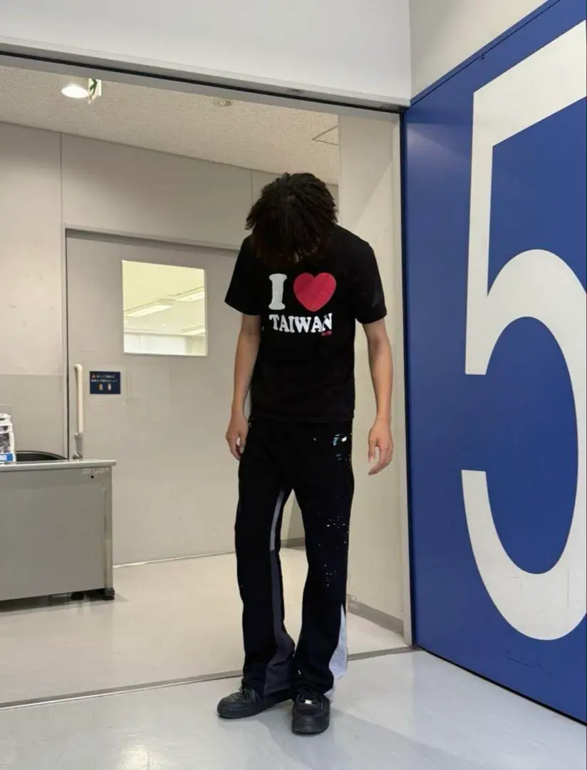 2025年最新】mnml フレア スウェットの人気アイテム - メルカリ