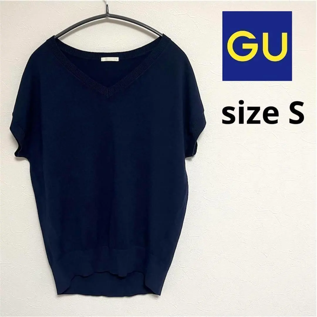 【GU】極優(S) 藏青色 V領 無袖 針織 毛衣 的縮圖