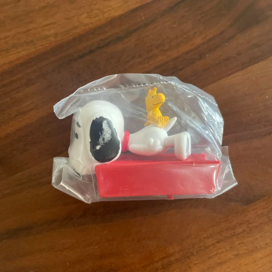 Thumbnail of PEANUTS Snoopy & Woodstock Figures
