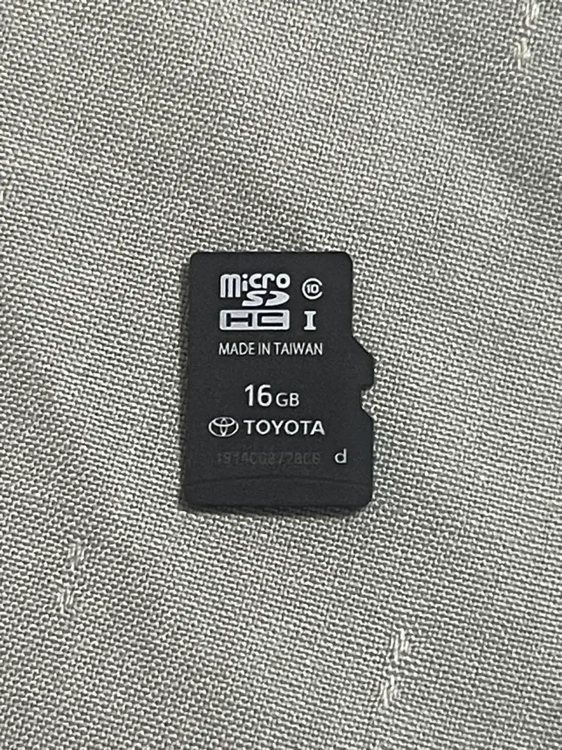 DSZT-YC4T 86271-47173 地図SDカード トヨタ純正ナビ SDカード 08675-0BE69 2023年 秋版 地図更新