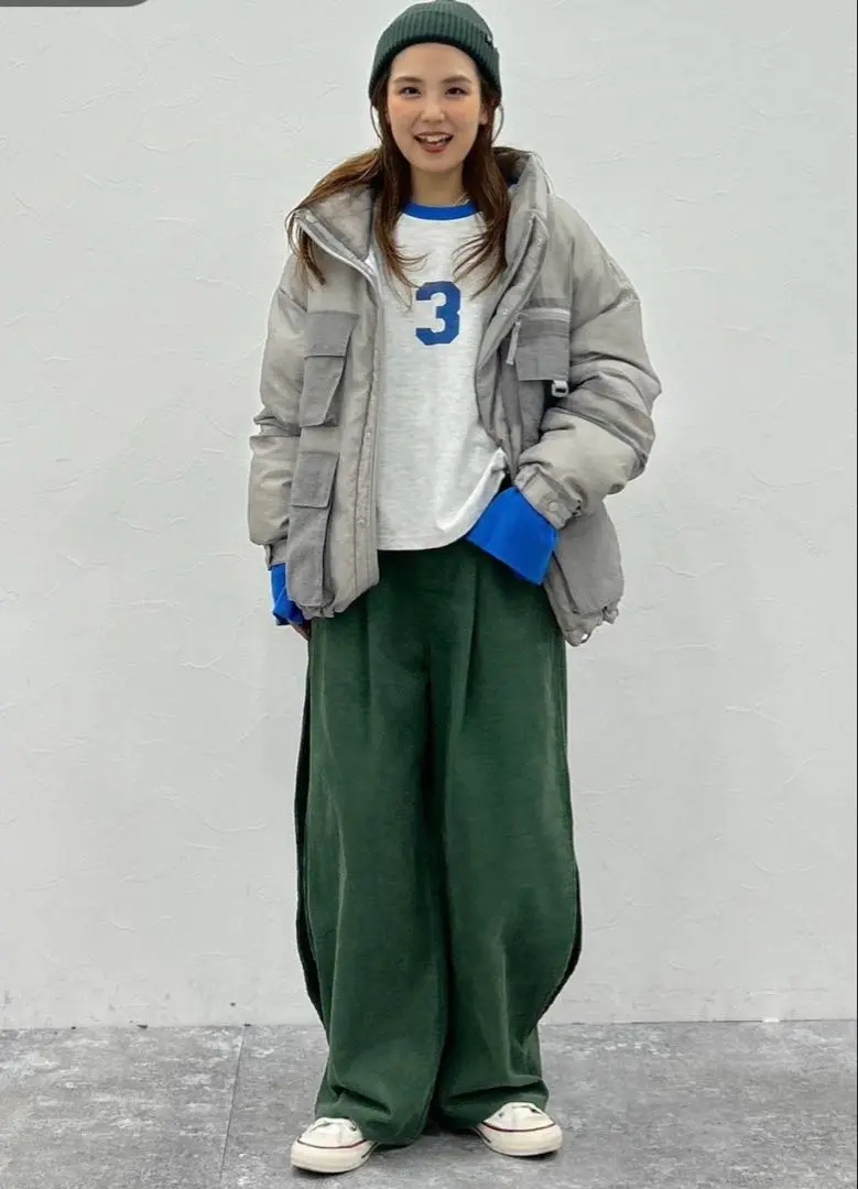 〜niko and〜完売品！！タックモレパンツ Mサイズ カーキ 2025年最新】タックモレパンツ ニコアンドの人気アイテム - メルカリ