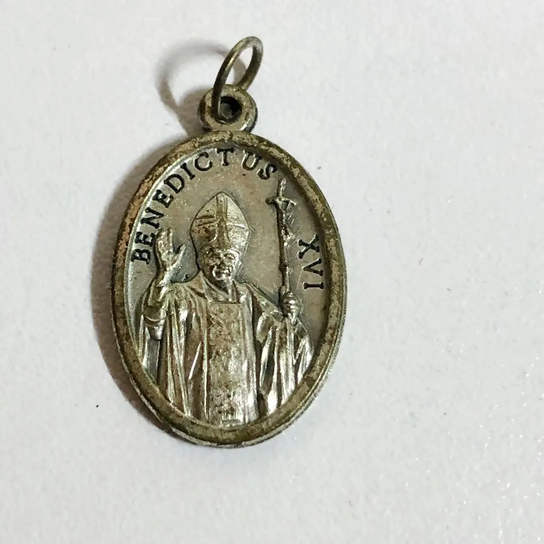 新品未使用＊ローマ法王＊フランシス＊マリア様＊メダイ＊海外＊珍しい＊レア＊ 2025年最新】ローマ教皇メダイの人気アイテム - メルカリ