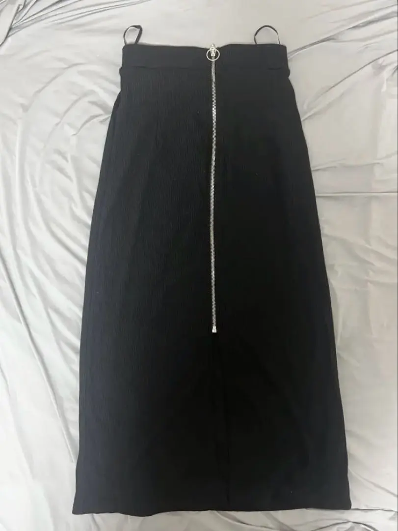 Thumbnail of Black tight skirt, waist: free size