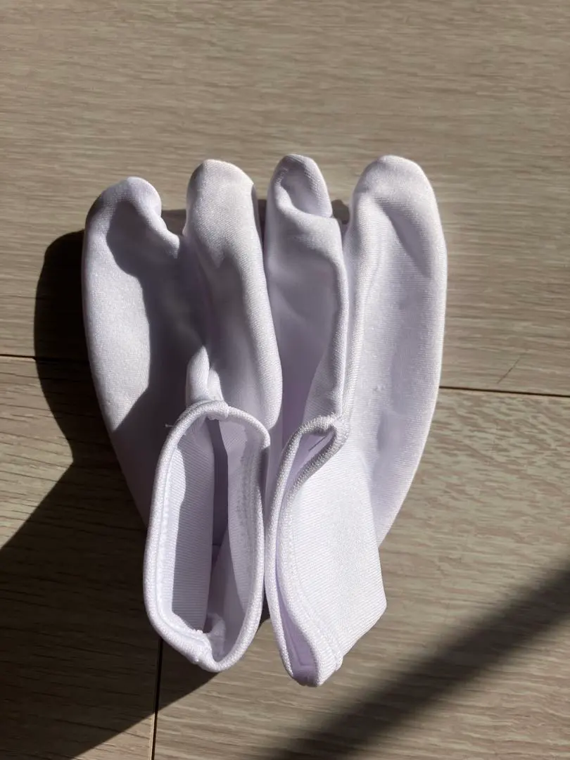 Thumbnail of Tabi socks, 3 years old, Shichi-Go-San (ceremony)