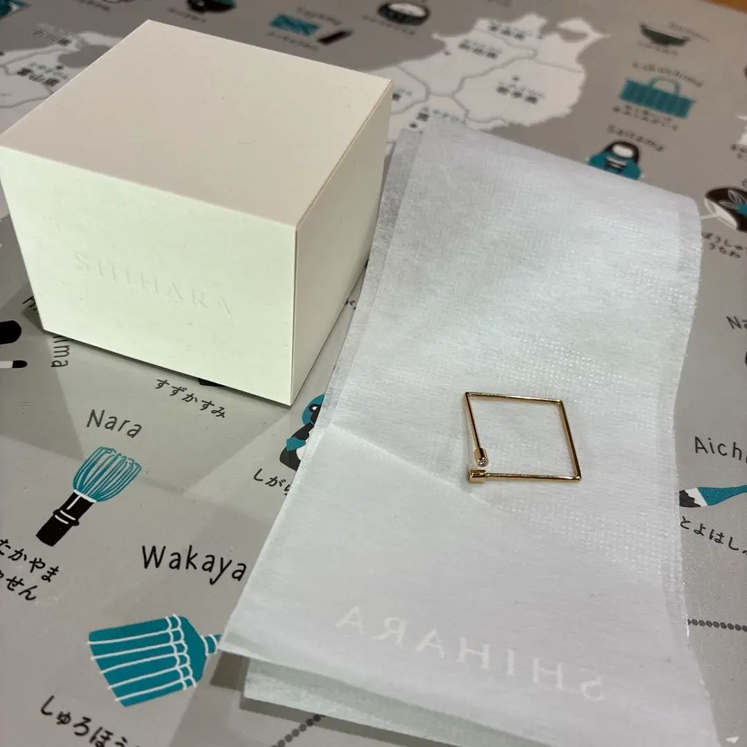 SHIHARA Triangle Piece 20 YG 箱付き Triangle Pierce 20 - SHIHARA