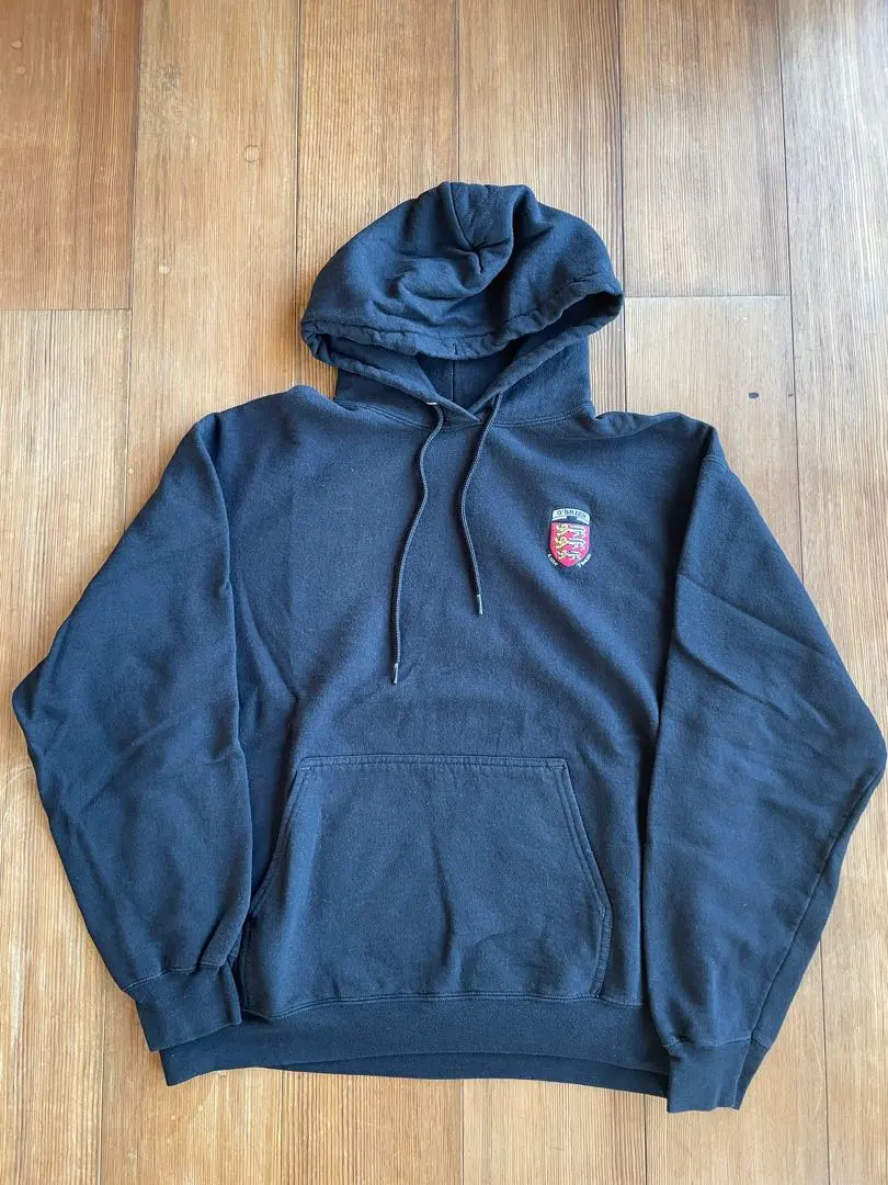 黑色單點連帽外套 00年代 黑色 連帽衫 的縮圖