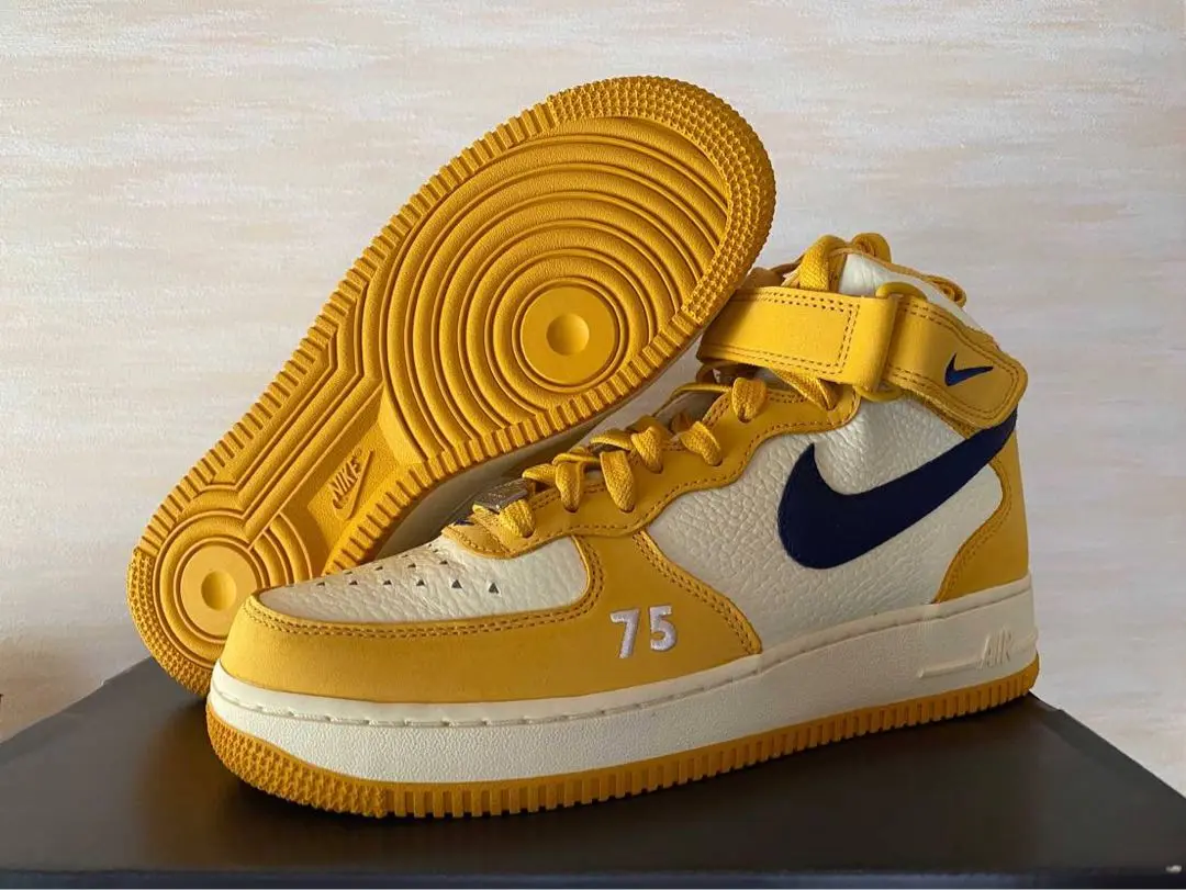 【国内未発売】NIKE air force 1 mid パリ Nike Air Force 1 Mid 