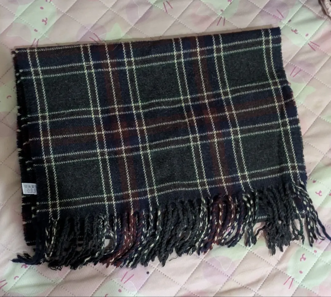 Thumbnail of Checkered wool scarf