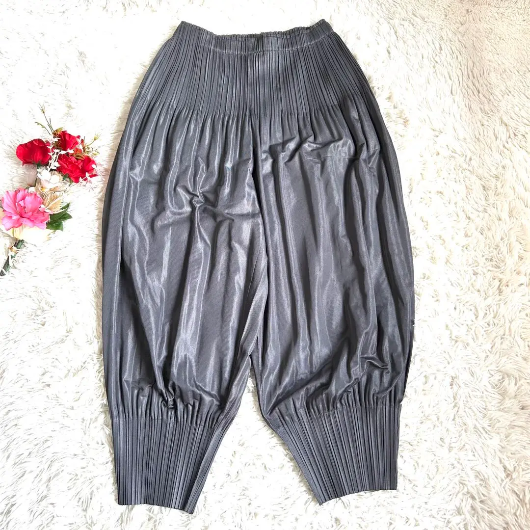 専用。美品。プリーツプリーズ　FLUFFY  BOTTOMS フラッフィーパンツ 2025年最新】fluffy プリーツプリーズの人気アイテム - メルカリ