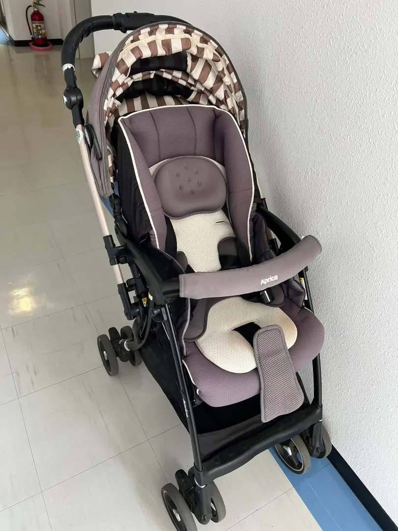ぴーなつ様レインカバーセット付Aprica ベビーカー ラクーナビッテクッション ラクーナ ビッテ クッション 限定モデル(アカチャンホンポ限定