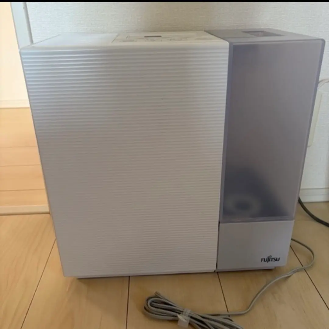 富士通　ハイブリッド式加湿器　FUJITSU 楽天市場】☆ 富士通 FUJITSU ハイブリット式 加湿器 AHD-D9K-W