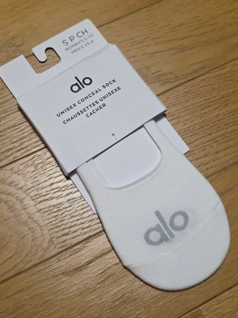 【alo yoga】ピボットソックス Alo Yoga Pivot Barre Sock at EverydayYoga.com