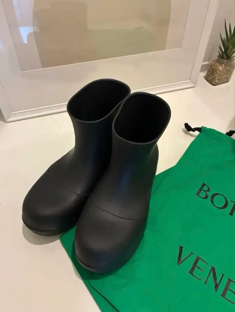 BOTTEGA VENETA ブラックラバーブーツ ボッテガヴェネタ ラバー ブーツ 41 メンズ ブラック レース