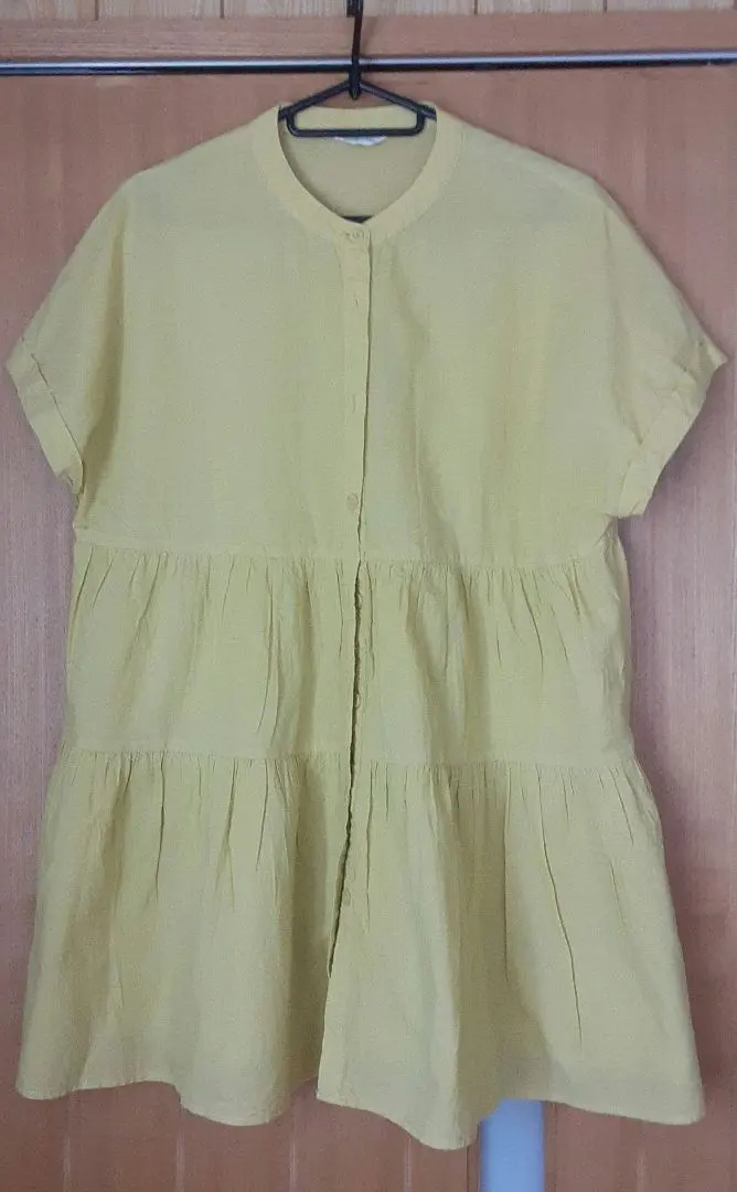 Thumbnail of Yellow Tiered Shirt Short Sleeve Cotton L size
