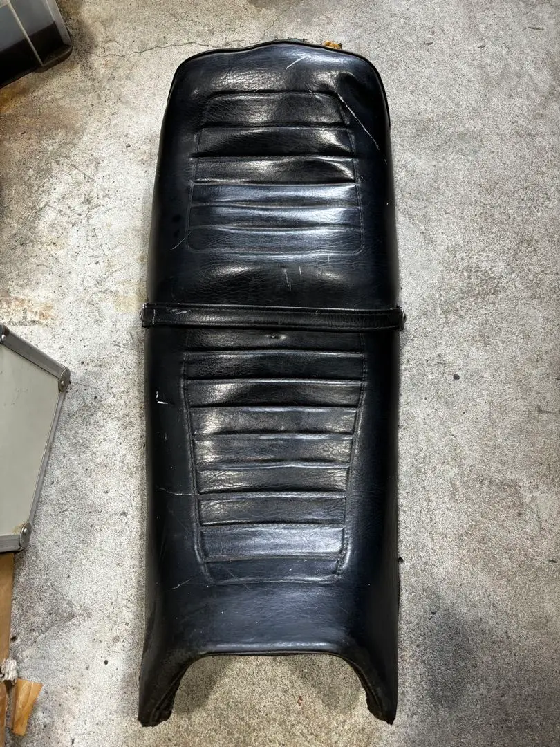 SUZUKI gsx400fs/gsx400f 用ジュリアーリ風シート GSX400Fタックロール