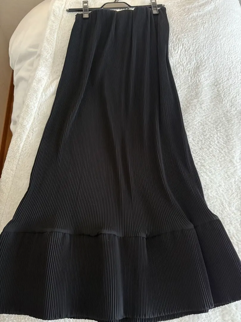 Thumbnail of ENFOLD Black Pleated Skirt 38