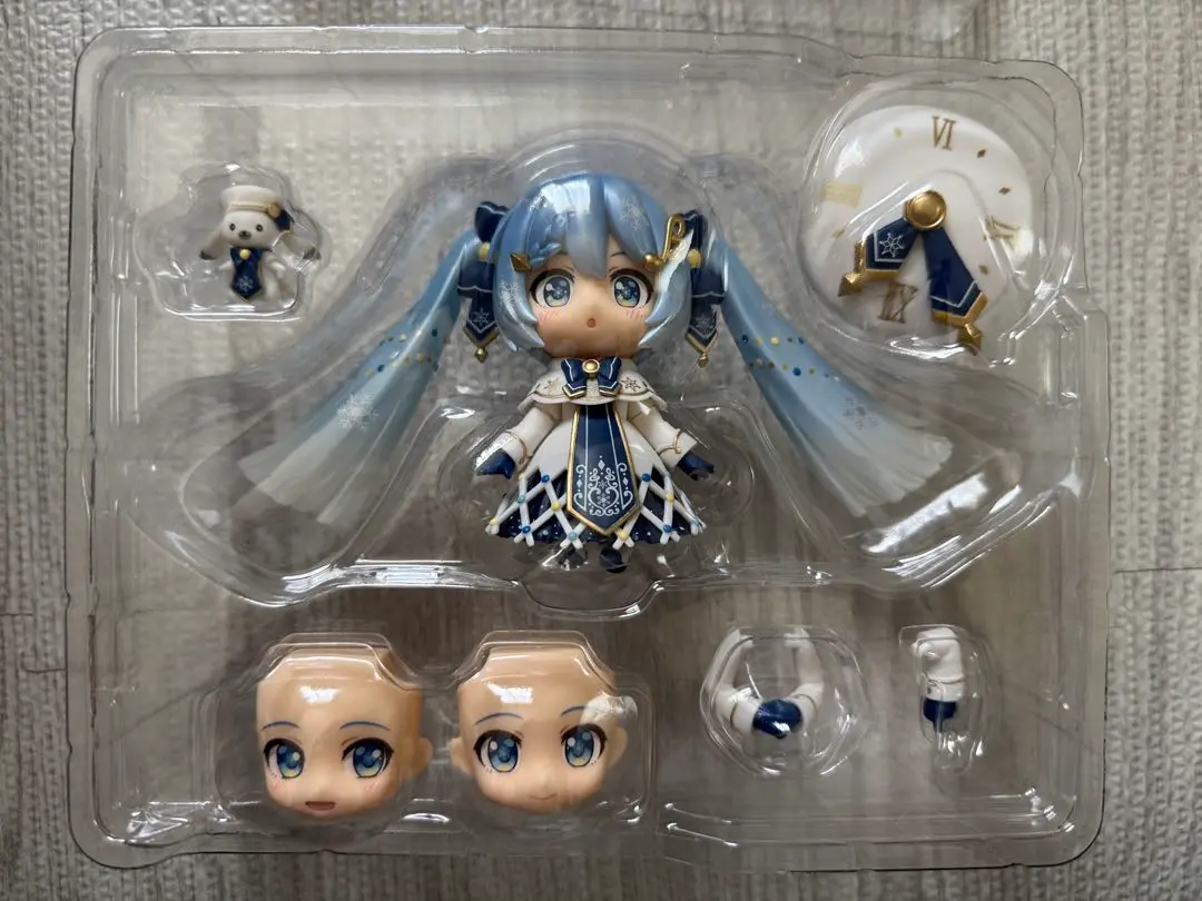 【ねんどろいど】 雪ミク SNOW MIKU 2021 (欠品1、箱の痛みあり) ねんどろいど】 雪ミク SNOW MIKU 2021 (欠品1、箱の痛みあり