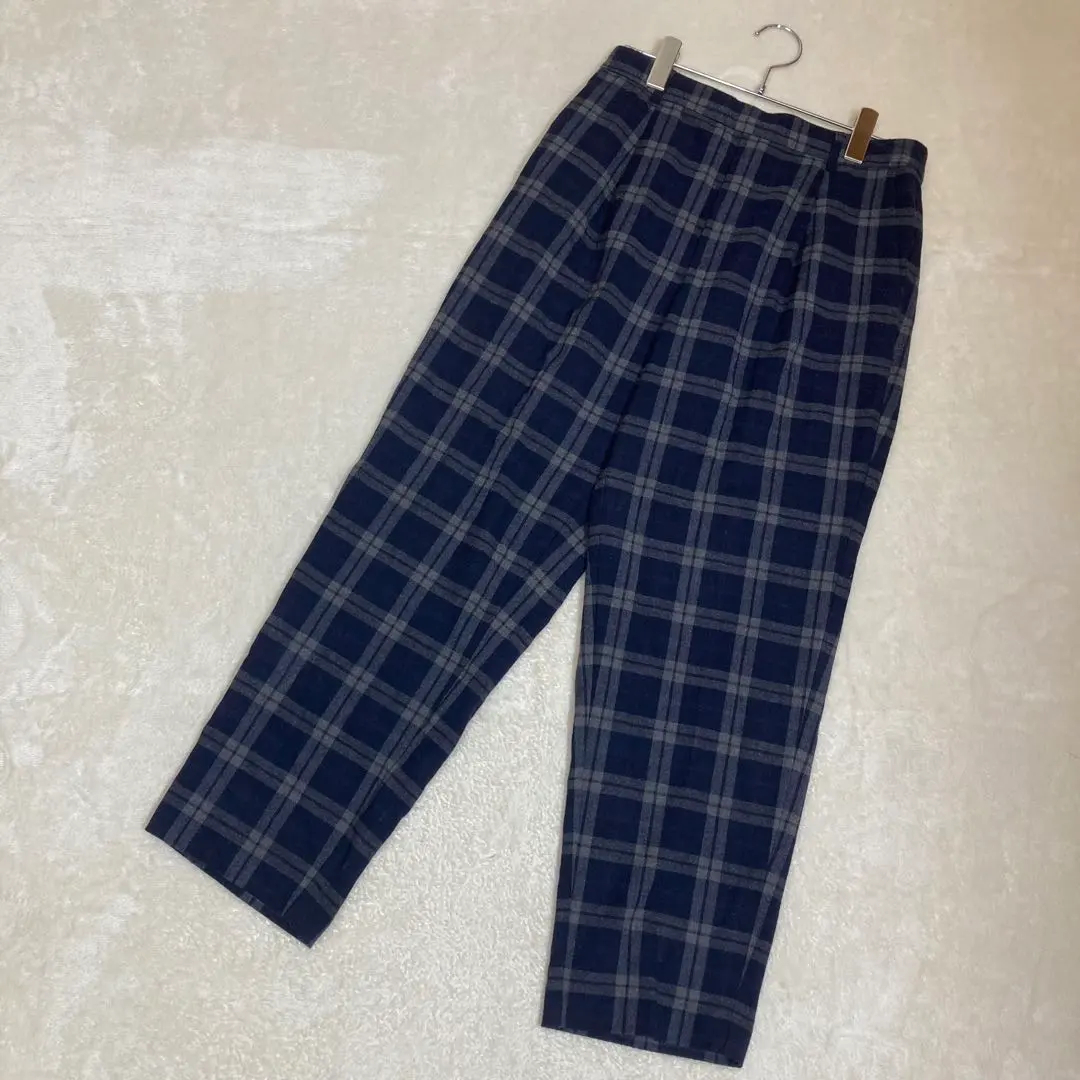 Thumbnail of GU (ジーユー) Checkered Pants, Size L, Women's, Casual
