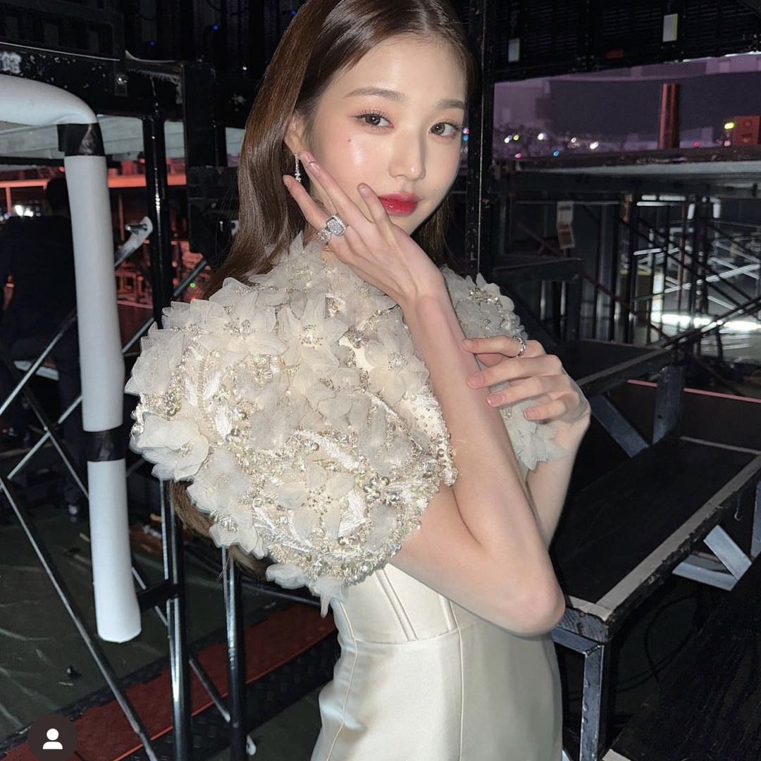 AURALEE オーラリー ハーフレザーパンツ - メルカリ 