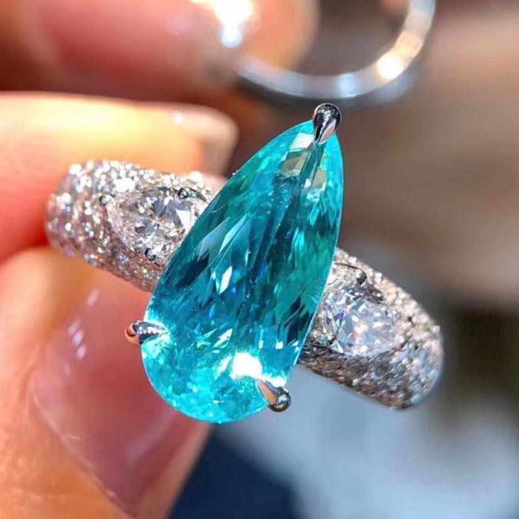 品質重視』高級モアッサナイト ピアス 合計6カラット - メルカリ 