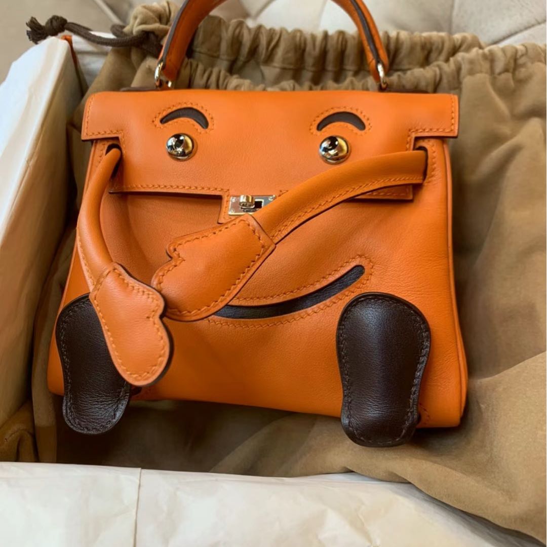 新品❗️ルイヴィトン LV × TM サングラス・マルチグラム キャットアイ 
