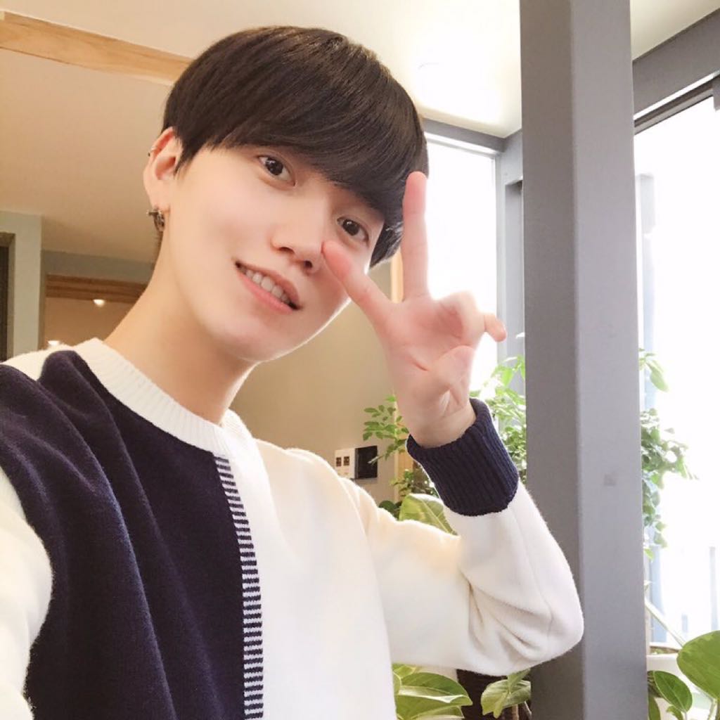 ラスト1点！BTOB ファンコンサート カラーシャツ ポロシャツ Tシャツ 