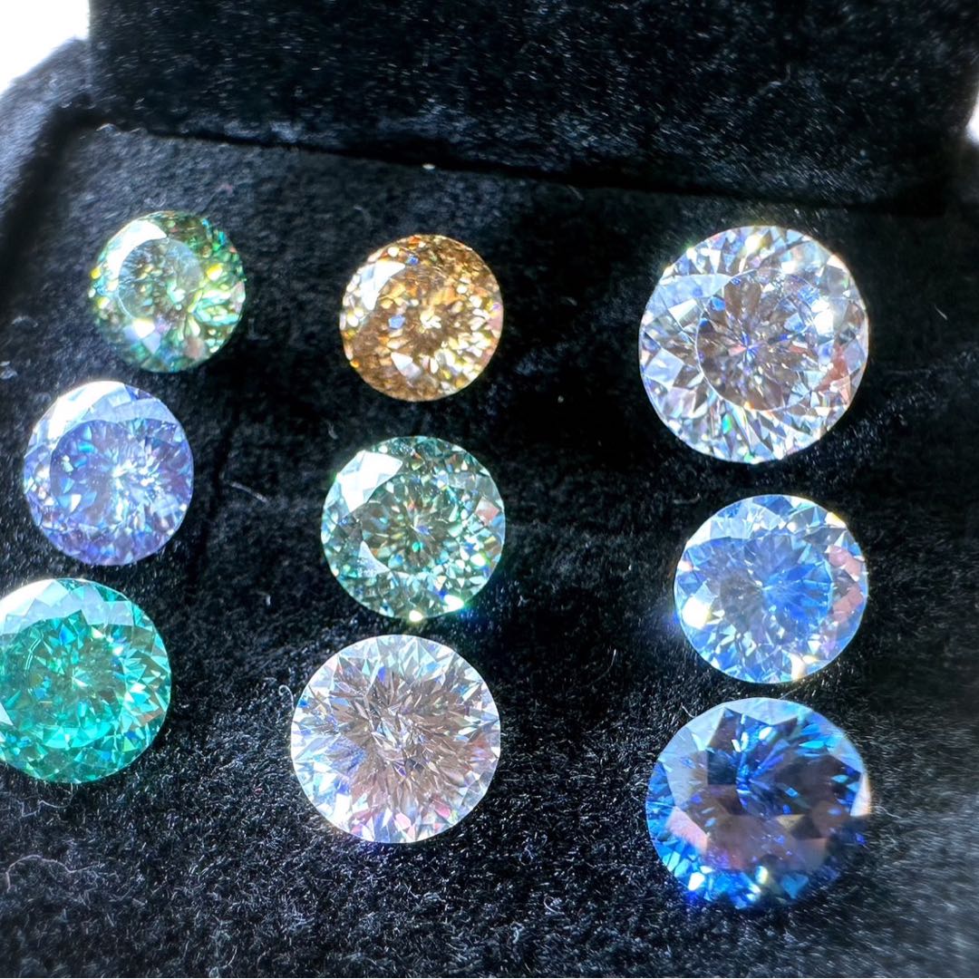 モアサナイト Rainbow レインボー 5.0CT 11.0mm ルース モアサナイト Rainbow レインボー 5.0CT 11.0mm ルース