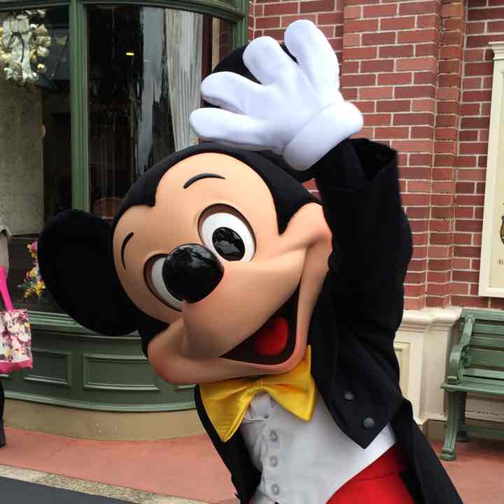 リバティ スリーピングローズ リールキーホルダー #06新生活応援セール  