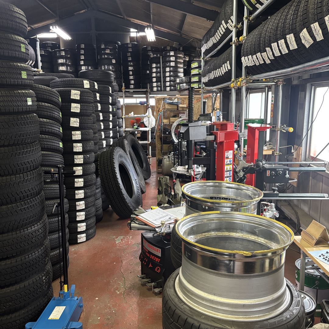 S-449【未使用品】ブリヂストンW900！265/70R19.5【再生BRM】 - メルカリ