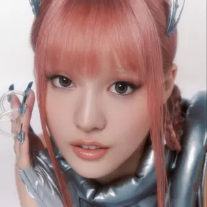 XG】KCON LA 2023 BEHIND POSTBOOK 完売品 未開封 - メルカリ