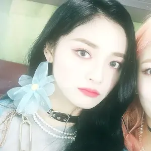 PRISTIN シヨン サノク トレカ 直筆サイン入り WEE WOO PRISTIN シヨン サノク トレカ 直筆サイン入り WEE WOO | Mercari