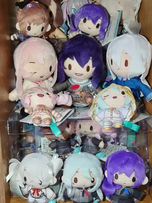 初音ミクシリーズ ふわぷち 寝そべりMぬいぐるみ “初音ミク” 2種