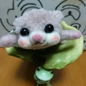 デコパージュ ꔛ‬ꕤ ウェットティッシュケース♡小物入れ♡苺うさぎ♡リメイク デコパージュ ꔛꕤ ウェットティッシュケース♡小物入れ♡苺うさぎ