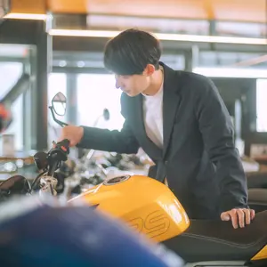希少 当時物 マールボロ レーシングスーツ 2スト ヤマハ レイニー