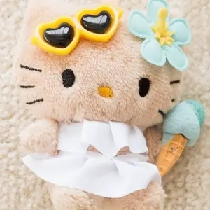 d*3様 キティ根付北海道限定10th Anniversary特別他3種セット最 - メルカリ