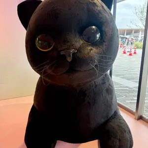 台湾限定！日本未発売】ミャクミャク×水豚コラボぬいぐるみ