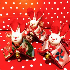 ハンドメイドウサギお姫様人形 着物 古布 ウサギ ぬいぐるみ 匿名配送