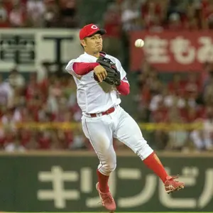 Rawlings 軟式用グローブ RGGC 辰己涼介モデル - メルカリ