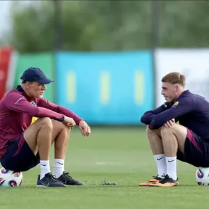 サッカー 日本代表 100周年 復刻 記念 限定 ユニフォーム Lサイズ